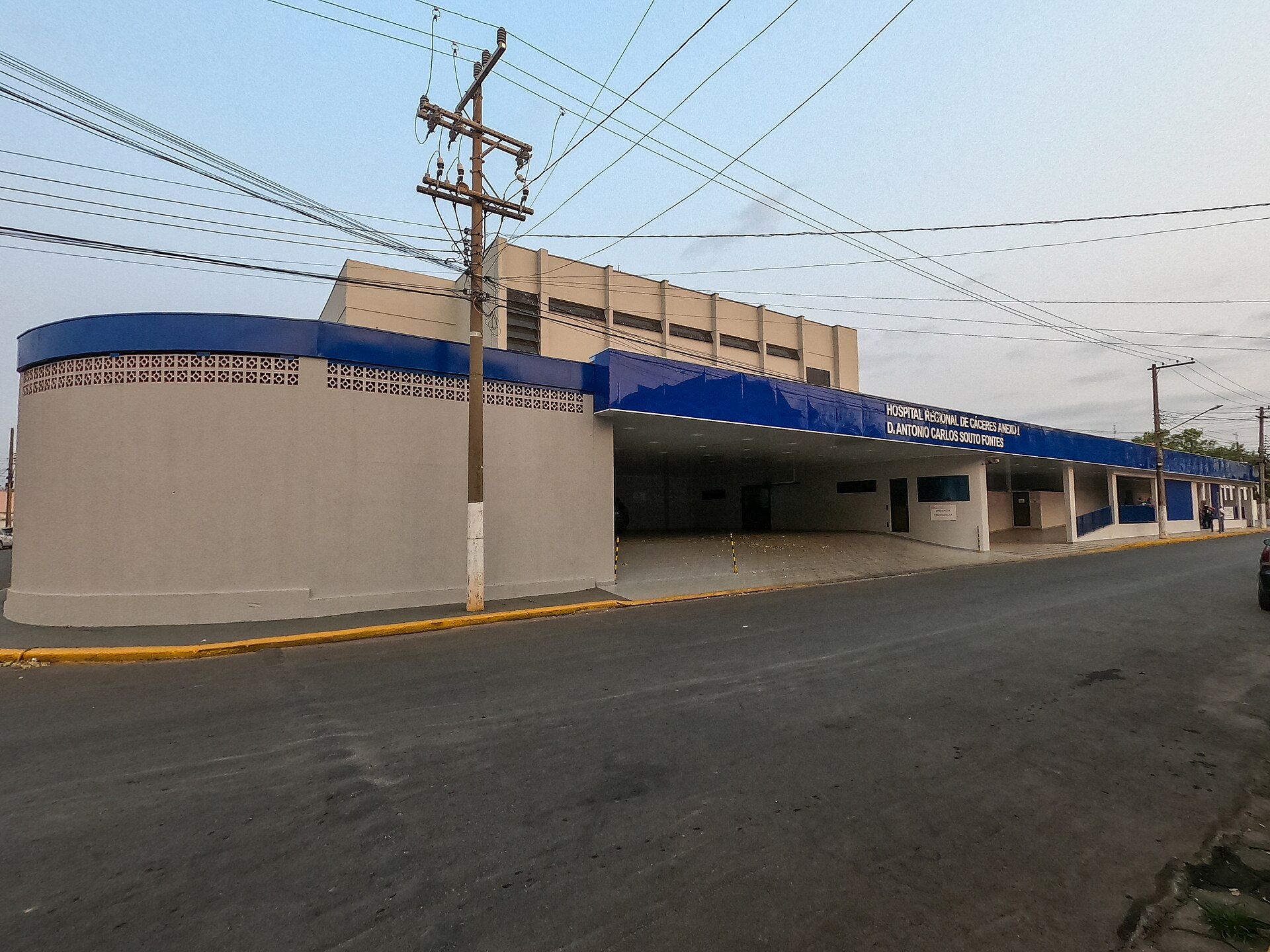 Imagem de referência relacionada a Hospital Regional Dr Antonio Fontes Anexo I, item descrito como hospital público em Cáceres