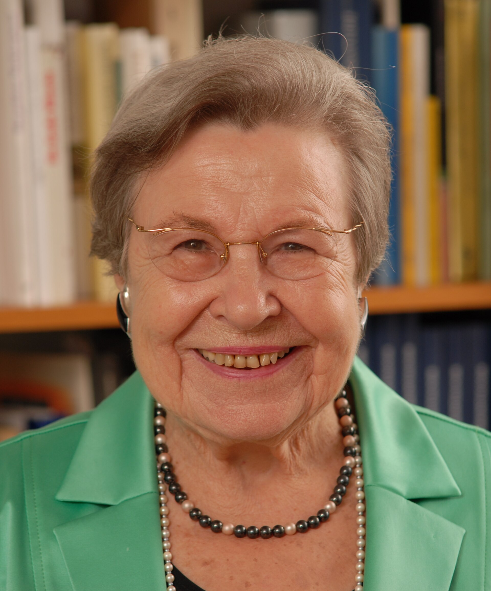 Imagem de referência de Ursula Lehr, descrito nos dados abertos como política alemã