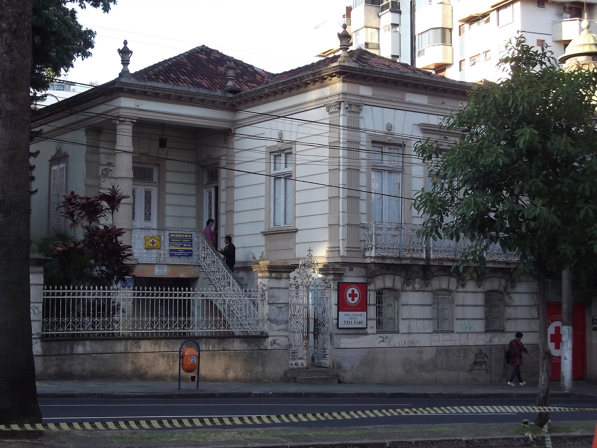 Imagem de referência de Movimento Internacional da Cruz Vermelha e do Crescente Vermelho, descrito nos dados abertos como movimento humanitário internacional