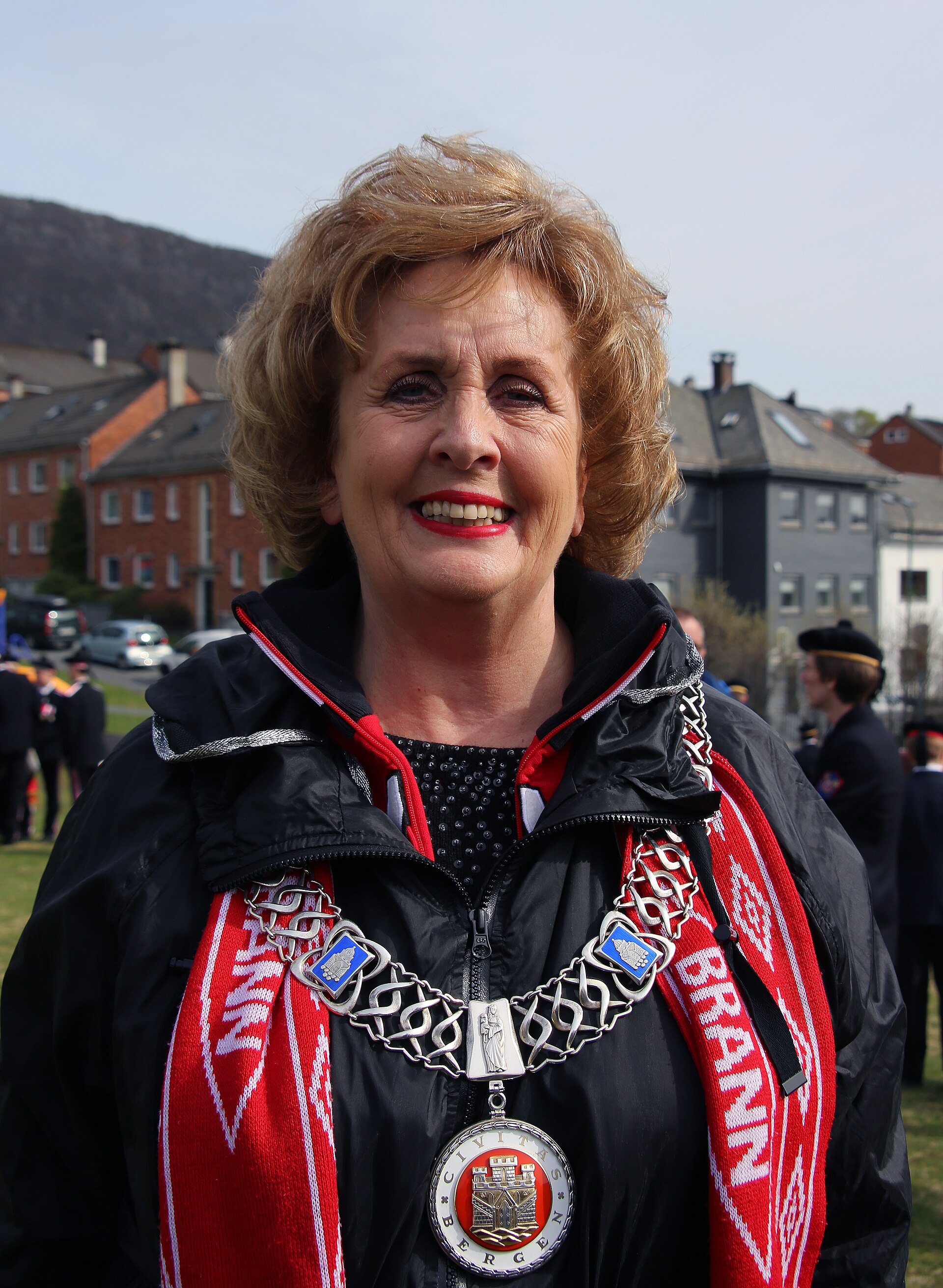 Imagem de referência relacionada a Trude Drevland, item descrito como política norueguesa