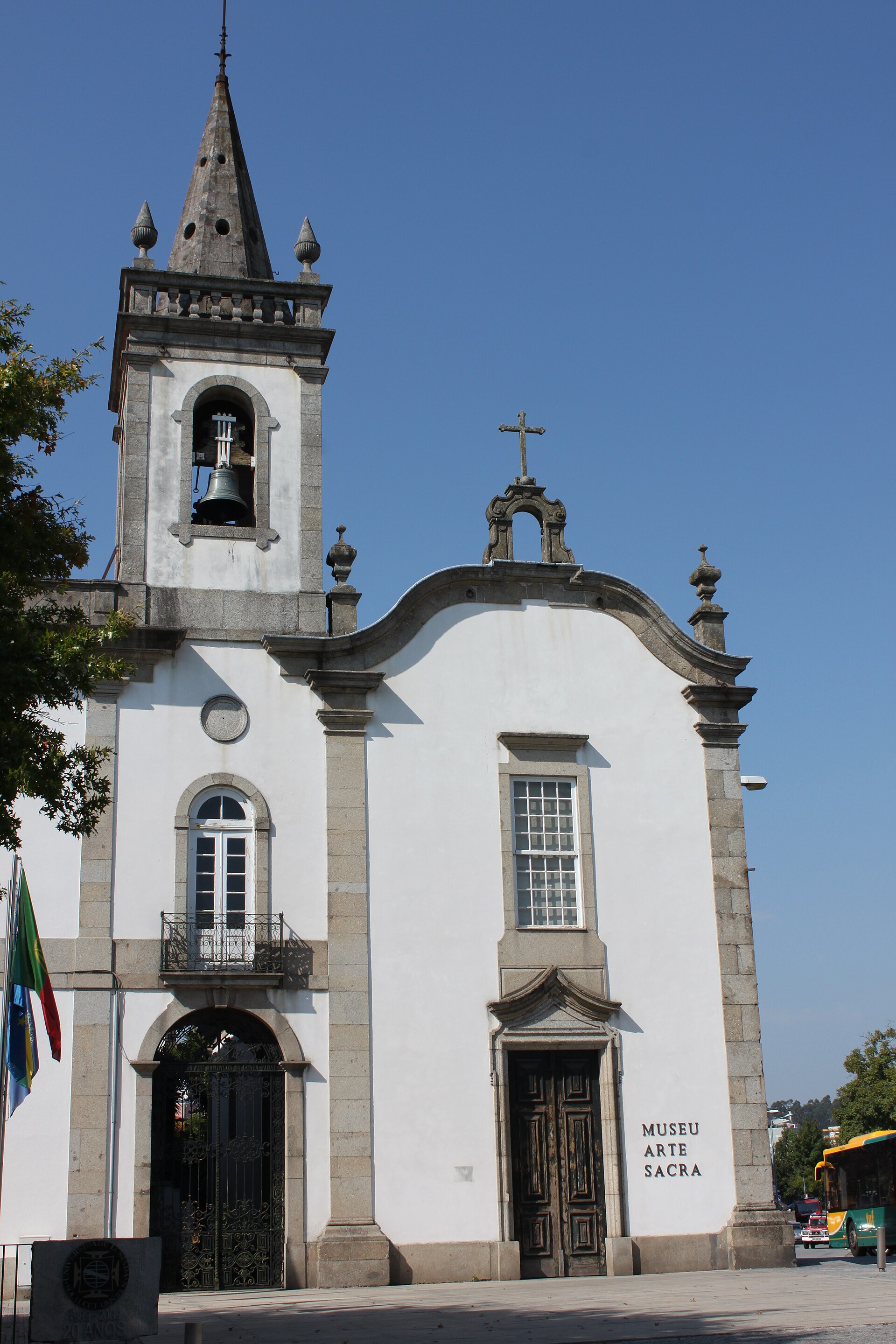 Imagem de referência relacionada a Hospital da Santa Casa da Misericórdia de Vila Nova de Famalicão, item descrito como registro de referência sobre Hospital da Santa Casa da Misericórdia de Vila Nova de Famalicão, organizado a partir de dados estruturados abertos