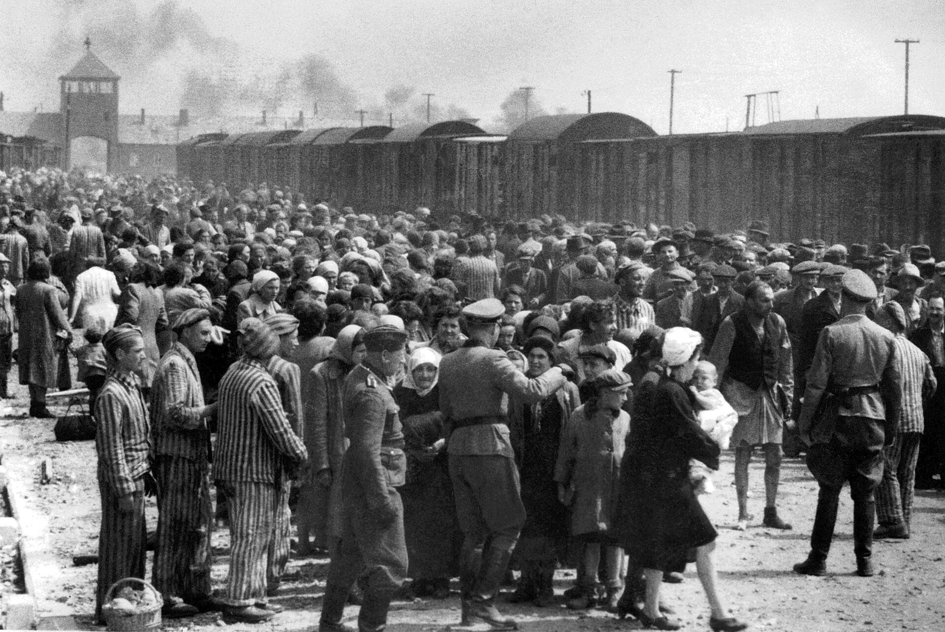 Imagem de referência de Holocausto, descrito nos dados abertos como genocídio de judeus pela Alemanha Nazi durante a Segunda Guerra Mundial