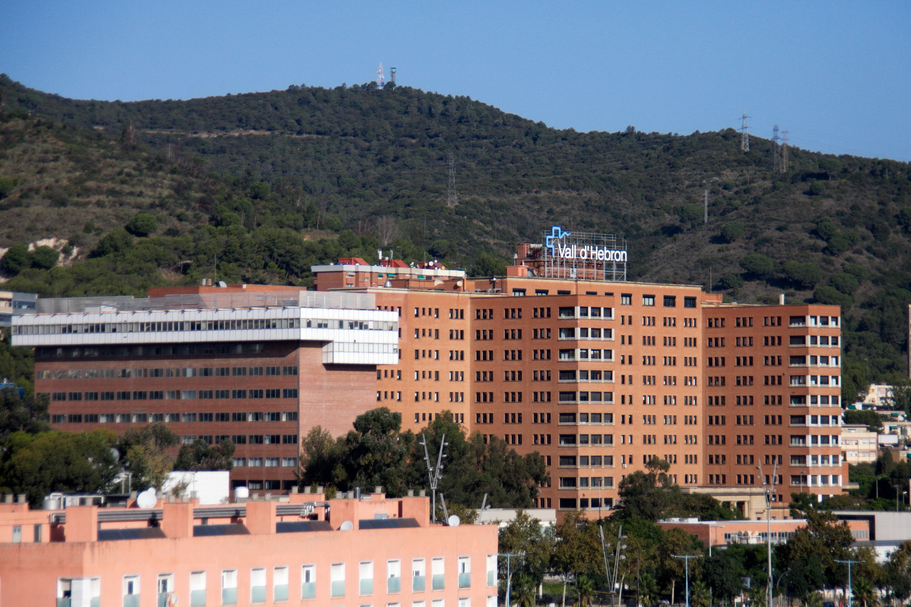 Imagem de referência de Hospital Vall d'Hebron, descrito nos dados abertos como hospital em Espanha