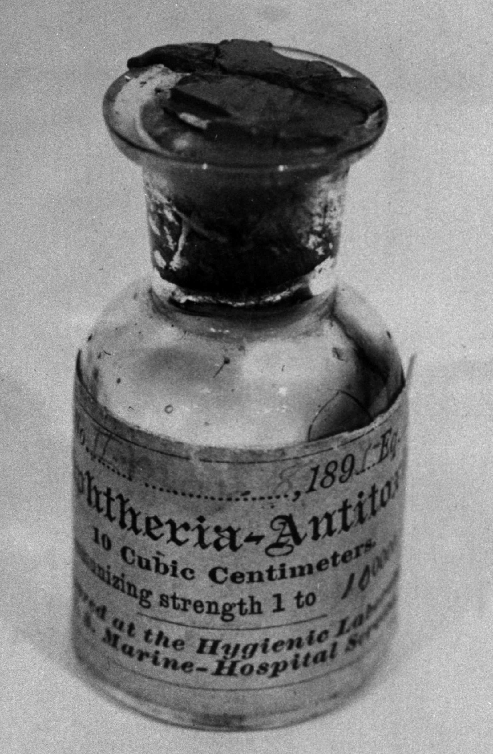 Imagem de referência relacionada a Antitoxina diftérica (Soro Antidiftérico), item descrito como registro de referência sobre Antitoxina diftérica (Soro Antidiftérico), organizado a partir de dados estruturados abertos