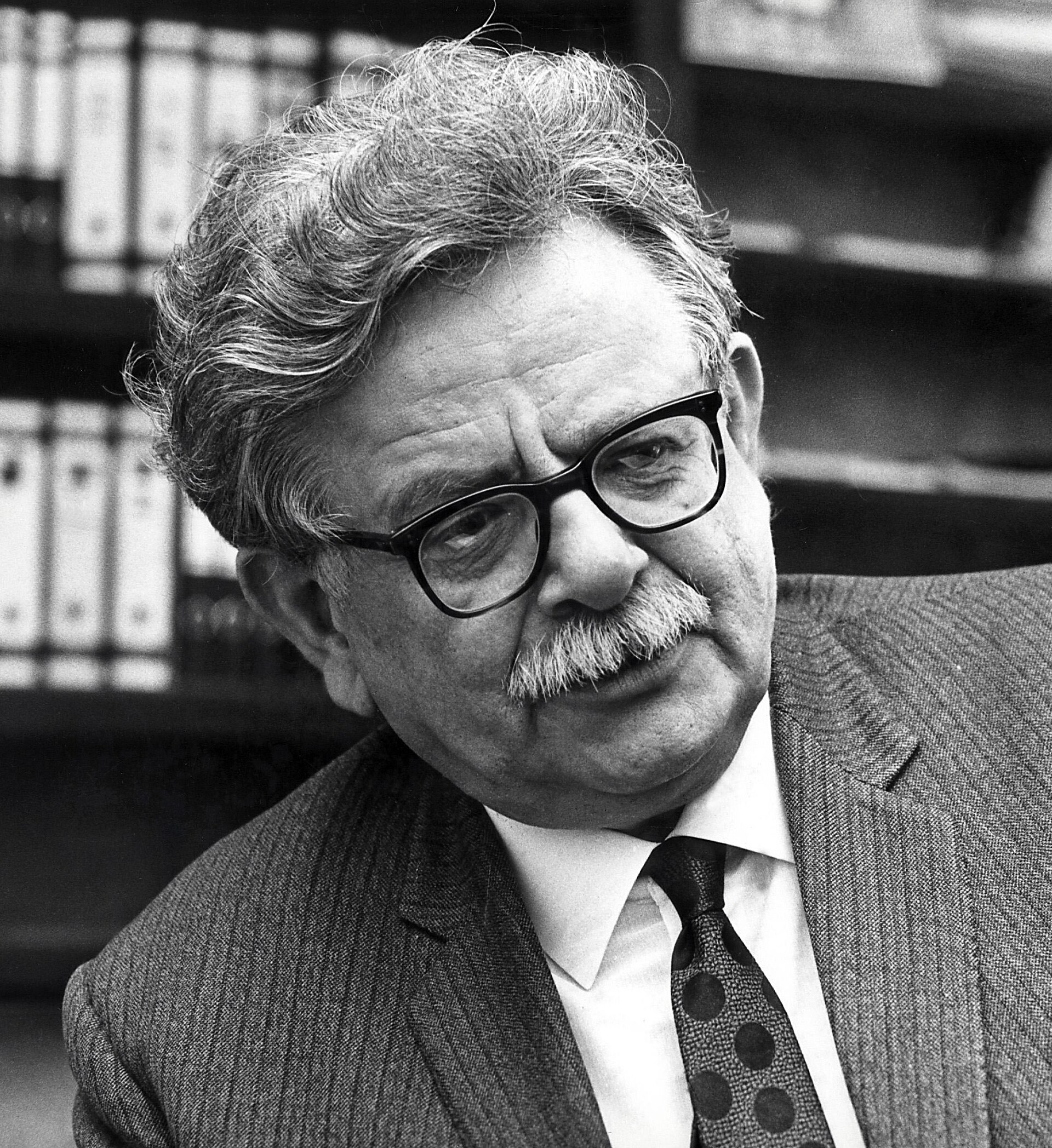 Imagem de referência de Elias Canetti, descrito nos dados abertos como escritor de Reino Unido