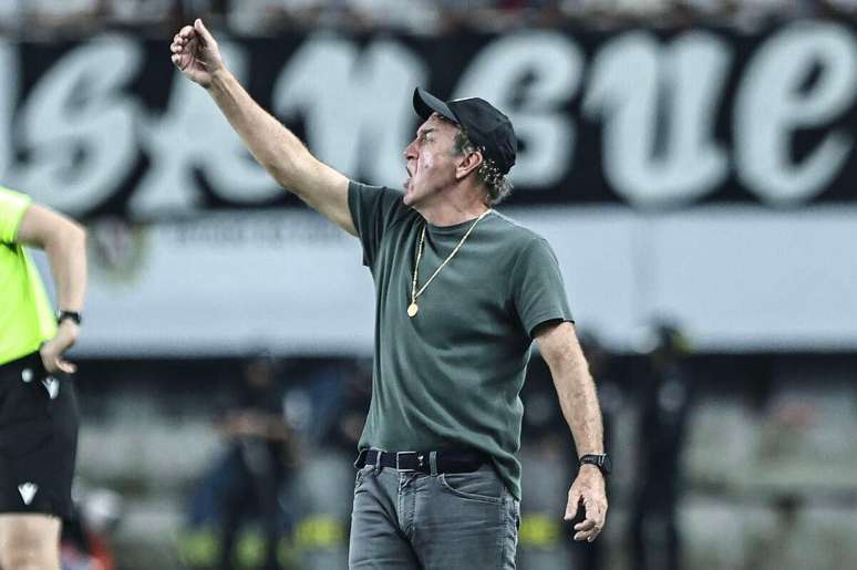 Com e sem Neymar, Santos detém maior série invicta do Brasileirão