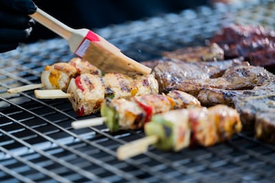 Aproveite costeletas de churrasco suculentas com o seu braai do Dia da Herança