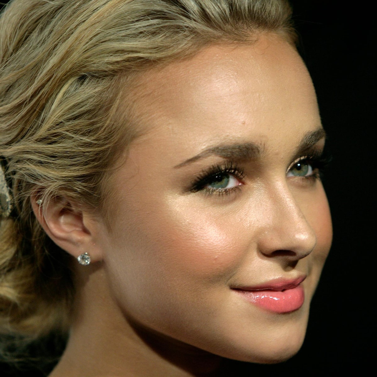 Causa da morte de Hayden Panettiere é divulgada após 1 mês