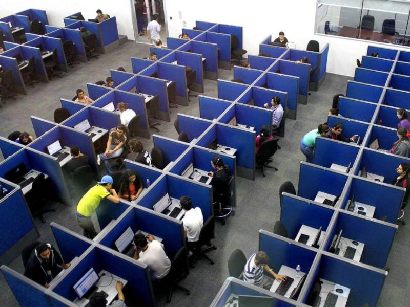 A lo largo de los años, Honduras ha probado con diferentes modelos y regímenes para crear empleo masivo, pero la demanda sigue superando por mucho a la oferta.
