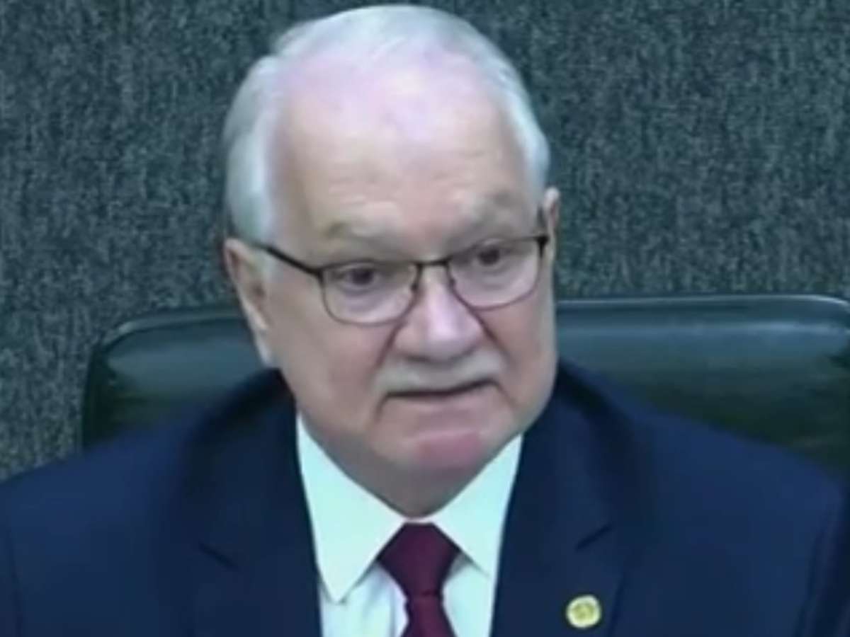 Fachin abre sessão do CNJ em meio à crise do STF e anuncia medidas para rastrear precatórios