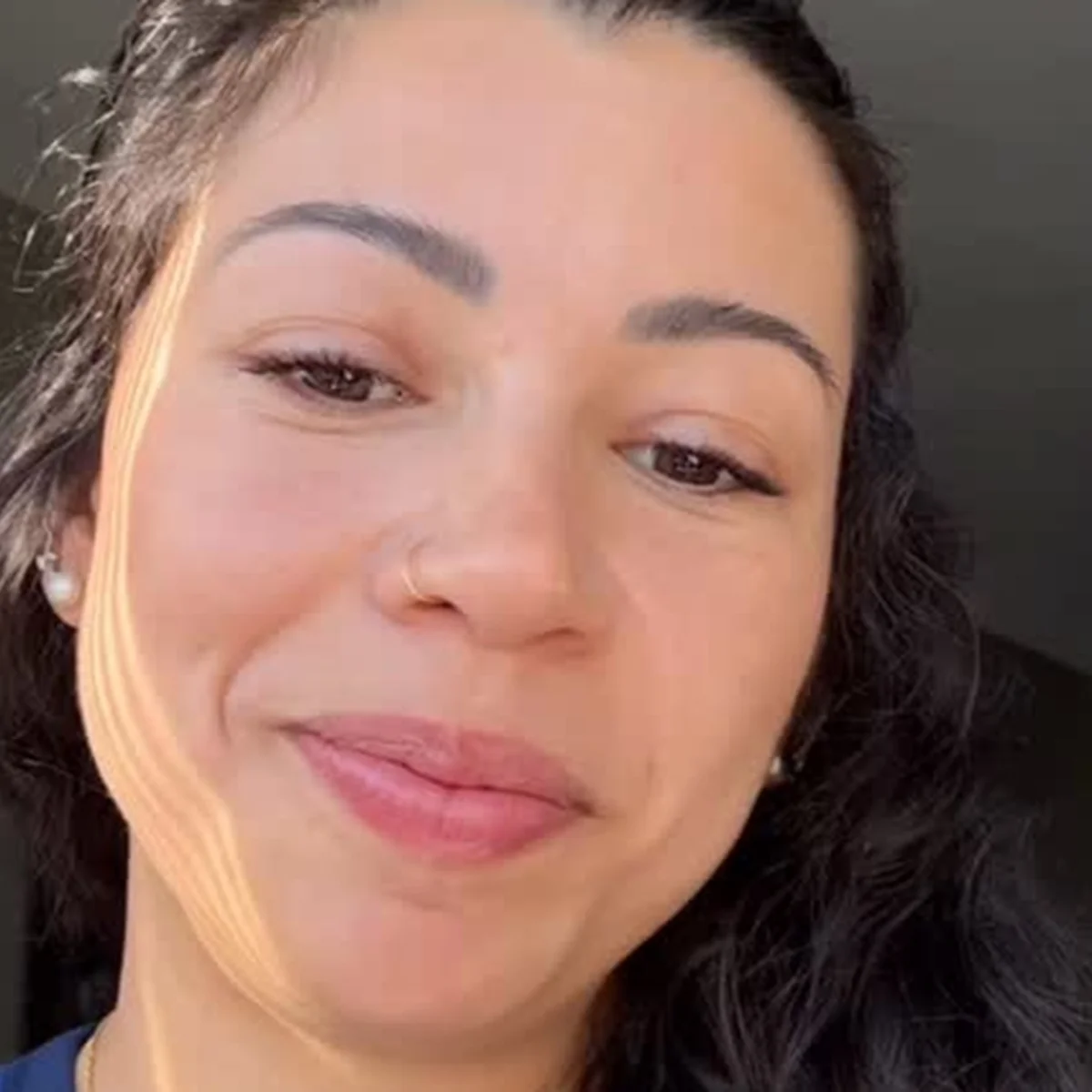 Carolana, jogadora vôlei brasileira, revela diagnóstico de câncer