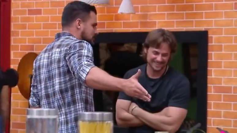 'A Fazenda 18': Renê ofende Daniel após veto e parte para cima: 'Me dê um tapa'
