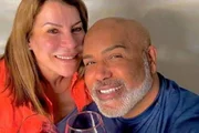Rick deixa esposa, dois filhos e quatro netos após morte em helicóptero