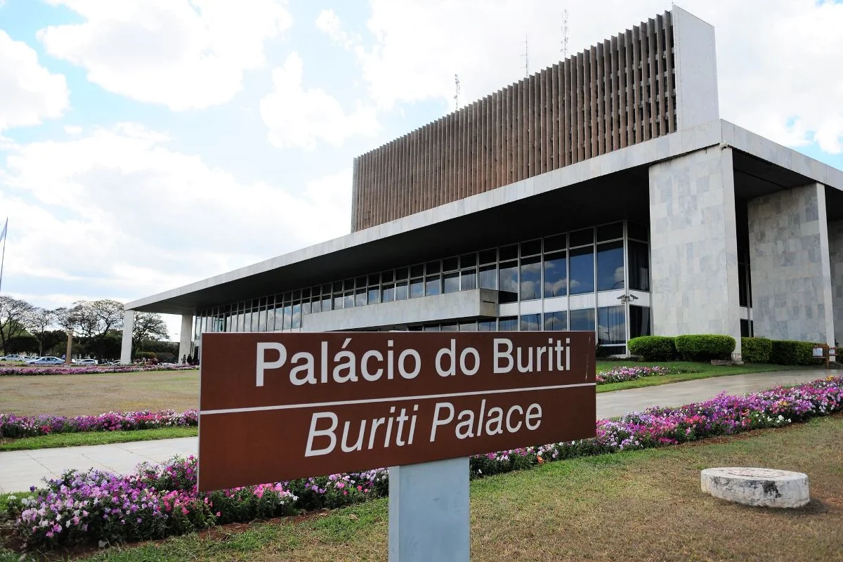 Veja agenda dos candidatos ao GDF nesta terça-feira (22/9)