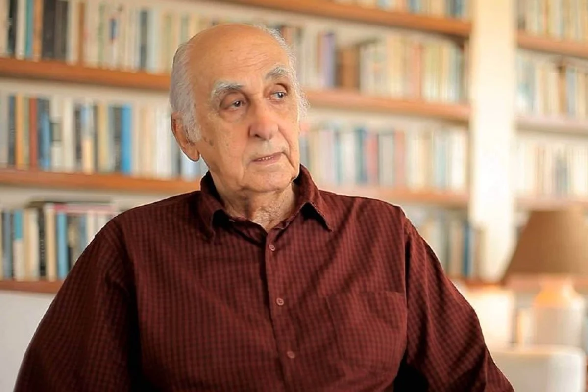 Jornalista Zuenir Ventura, imortal da ABL, morre aos 95 anos