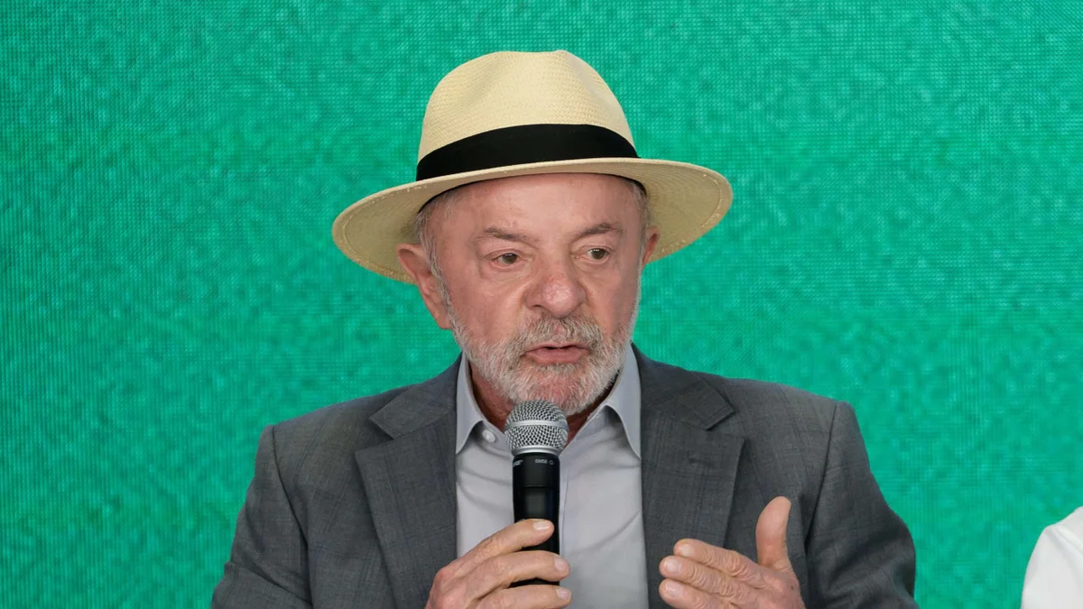“Quem quiser ser ministro do STF não pode querer ser rico”, diz Lula