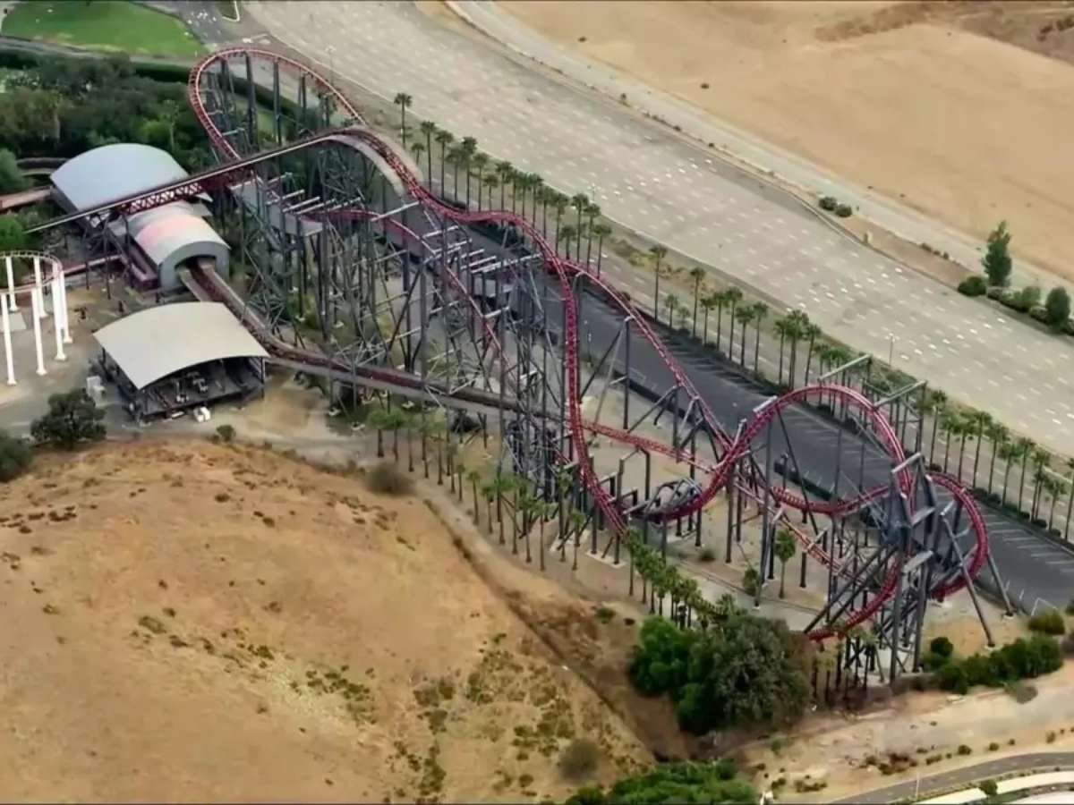 Six Flags fecha montanha-russa nos EUA após relatos de lesões cerebrais e mortes