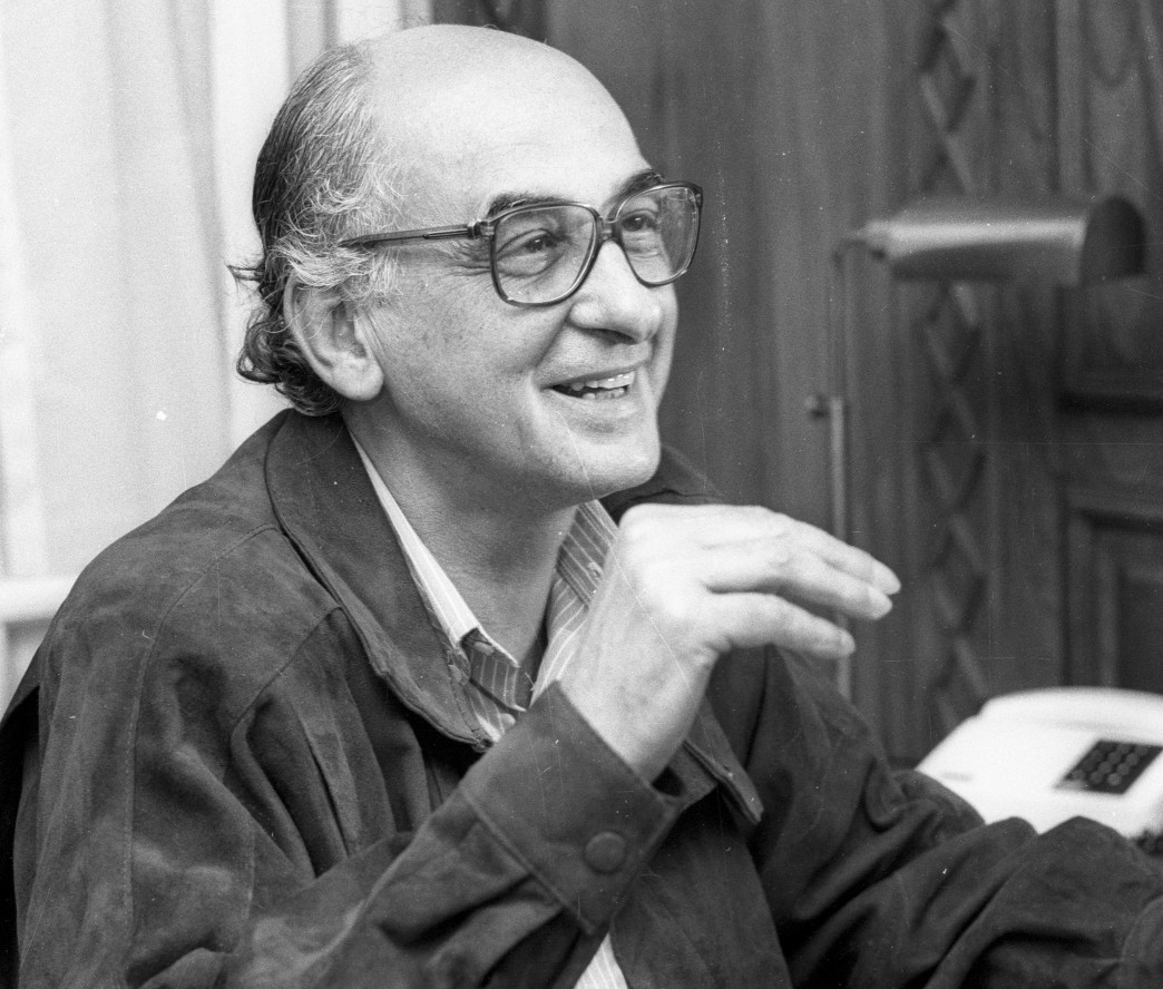 Zuenir Ventura (Escritor) - Lançamento do livro "1968 o ano que não terminou" — Foto: Raimundo Neto / Agência O Globo - Negativo : 88-18168