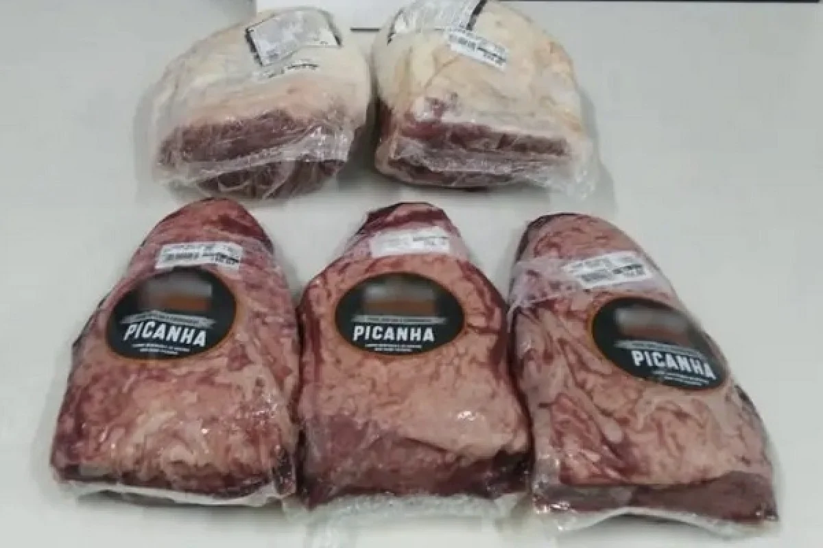 Imagem colorida mostra peças de picanha