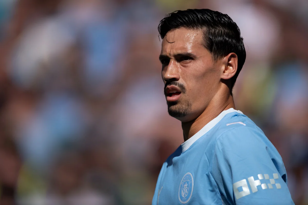 Ex-City explica ida à Arábia: "Não quero trabalhar depois da carreira"