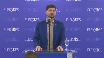 William Siri, candidato do PSOL ao governo do Rio, fala após debate da Globo