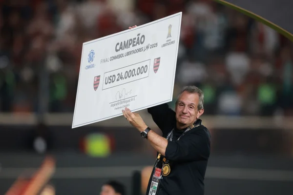 Flamengo aciona STF com pedido contra fim das bets no futebol - destaque galeria
