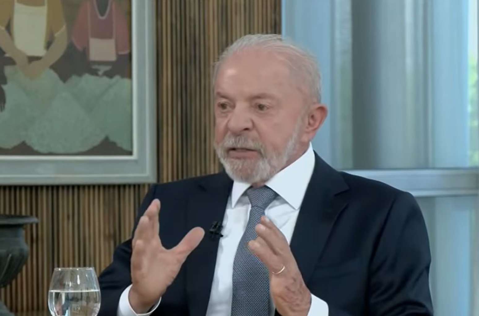 Lula sobre uísque que teria recebido de Vorcaro: "Se me deu, já bebi"