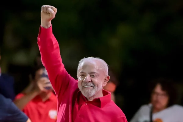 Lula volta da ONU, intensifica campanha e planeja novas medidas contra bets