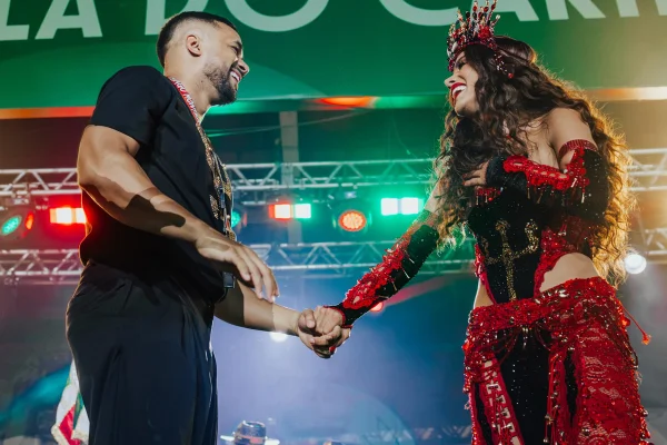 "De outras vidas", diz Mestre Fafá sobre conexão com Anitta na Grande Rio