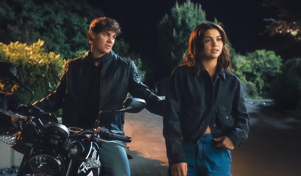 O Bad Boy e Eu (2024) mistura romance, comédia e drama adolescente — Foto: Divulgação/IMDb