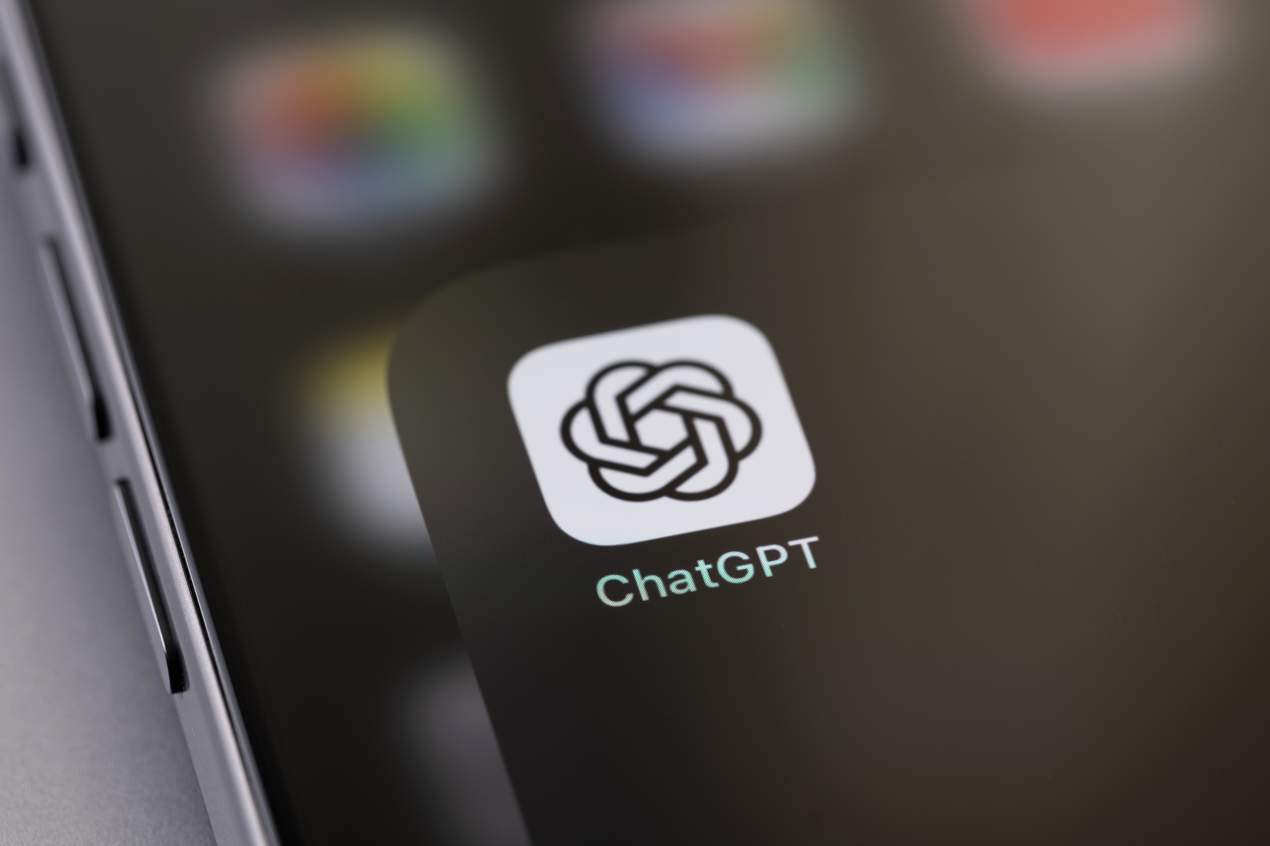ChatGPT apresenta problemas e instabilidade na tarde desta segunda-feira (28)
