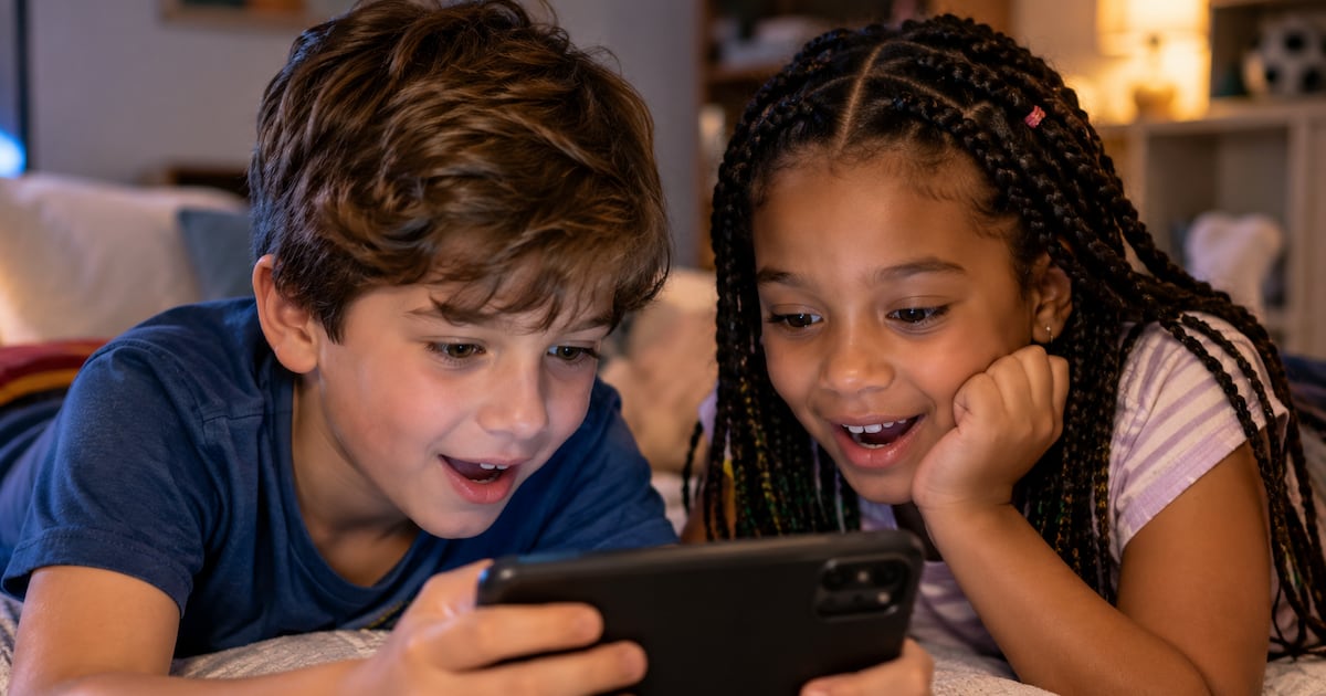 Cuidado, filho! Conheça as trends mais perigosas para crianças nas redes sociais