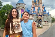 Ex-BBB Jaque Khury denuncia bullying contra filho em escola de elite