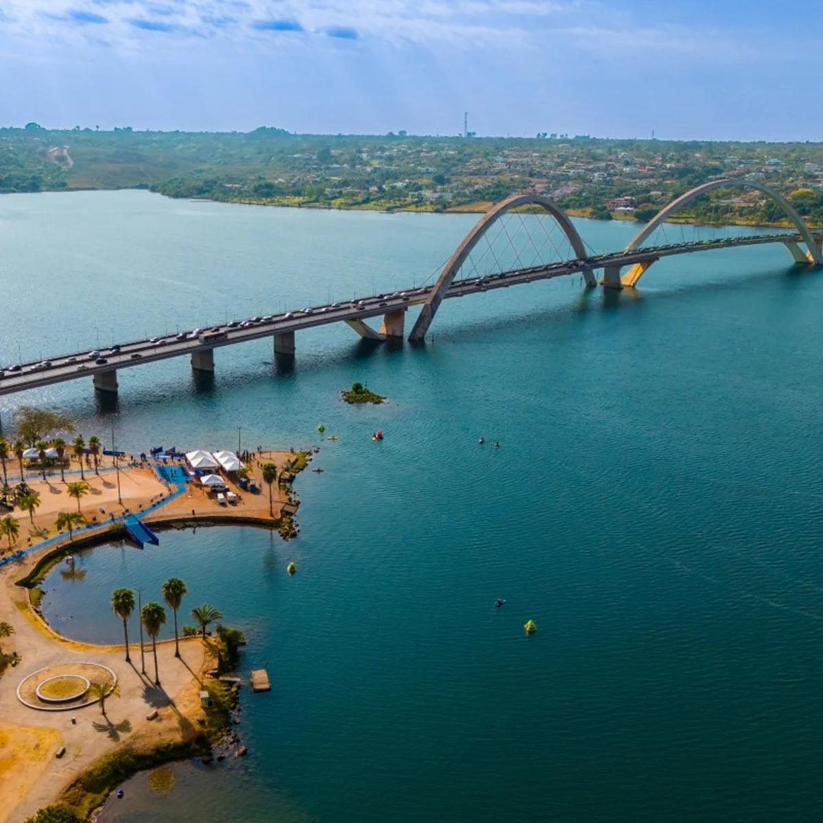 Novacap abre licitação para avaliar estrutura e manutenção da Ponte JK