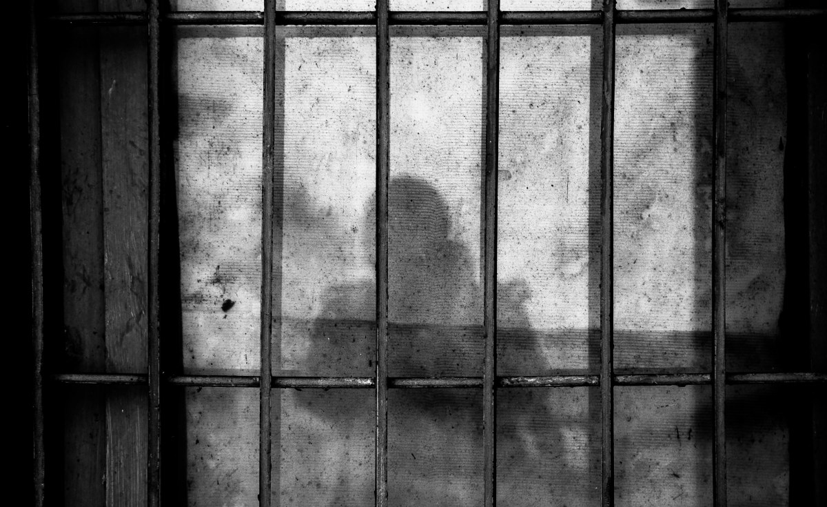 Benin: O jornalista Ali Moumouni permanece detido há mais de um ano sem julgamento.