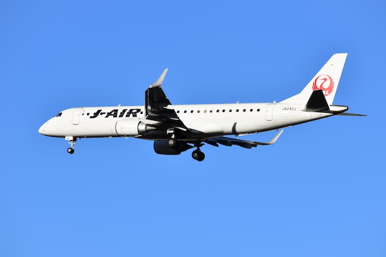 Japan Airlines renova contrato do Programa Pool da Embraer para suporte à frota de E-Jets
