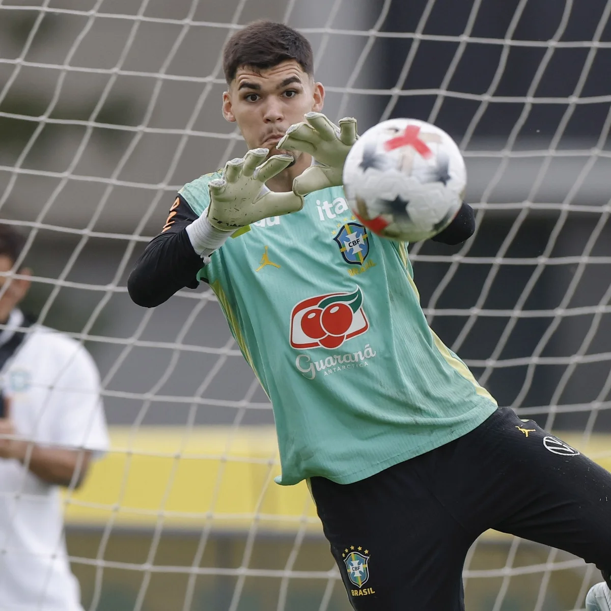 De Piá do Couto à titular da Seleção: Morisco é nova aposta de Ancelotti