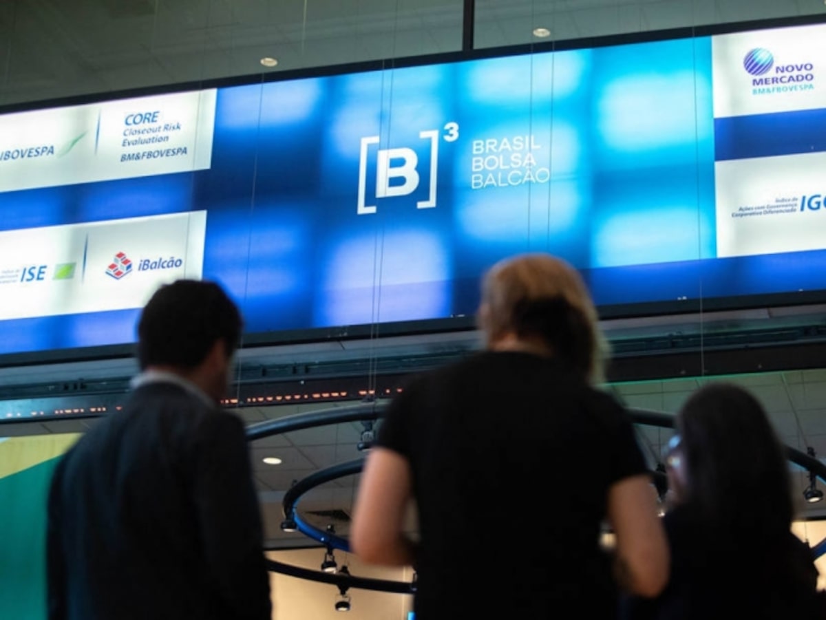 Ibovespa hoje: nova pesquisa Atlas divide atenção com desemprego e contas públicas