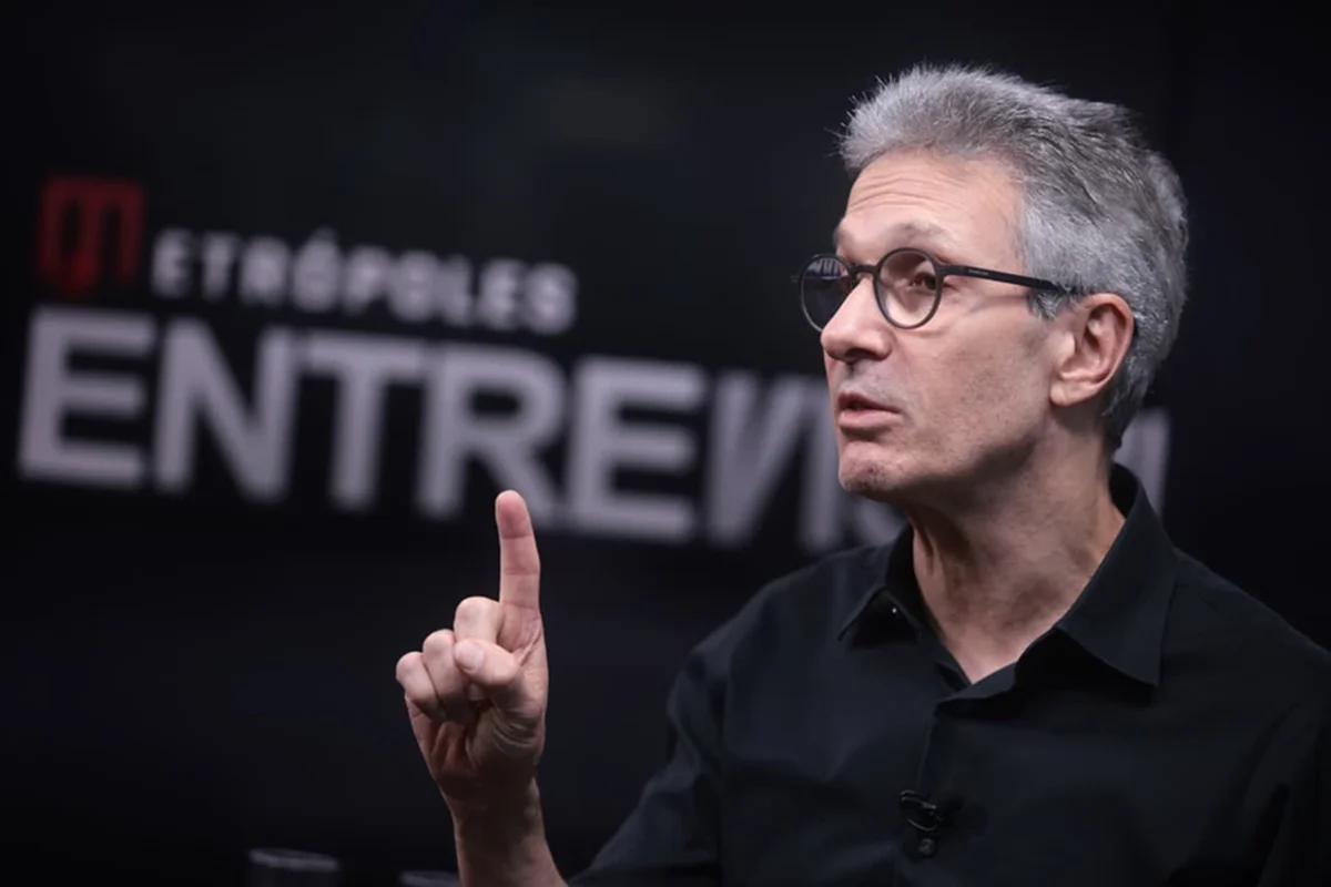 "Não é sobre direita ou esquerda", diz Zema a respeito de ato contra Moraes
