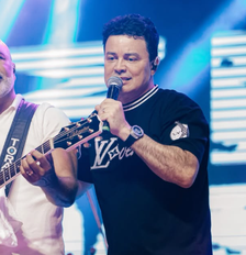 A dupla Rick & Renner tinha shows marcados até dezembro de 2026; o cantor Rick Sollo, 59, morreu após ser vítima de um acidente aéreo em região serrana de Santa Catarina Foto: Divulgação/Laura Carvalho/@villacountry