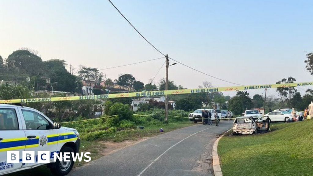 Onze pessoas mortas em tiroteio em massa em casa na África do Sul