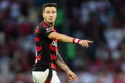 Saúl, do Flamengo, viraliza com músicas de teor sexual nas redes sociais