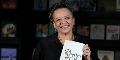Ana Maria Gon&ccedil;alves &eacute; a primeira mulher negra a ocupar uma cadeira da Academia Brasileira de Letras (ABL) Foto: T&acirc;nia R&ecirc;go/Ag&ecirc;ncia Brasil