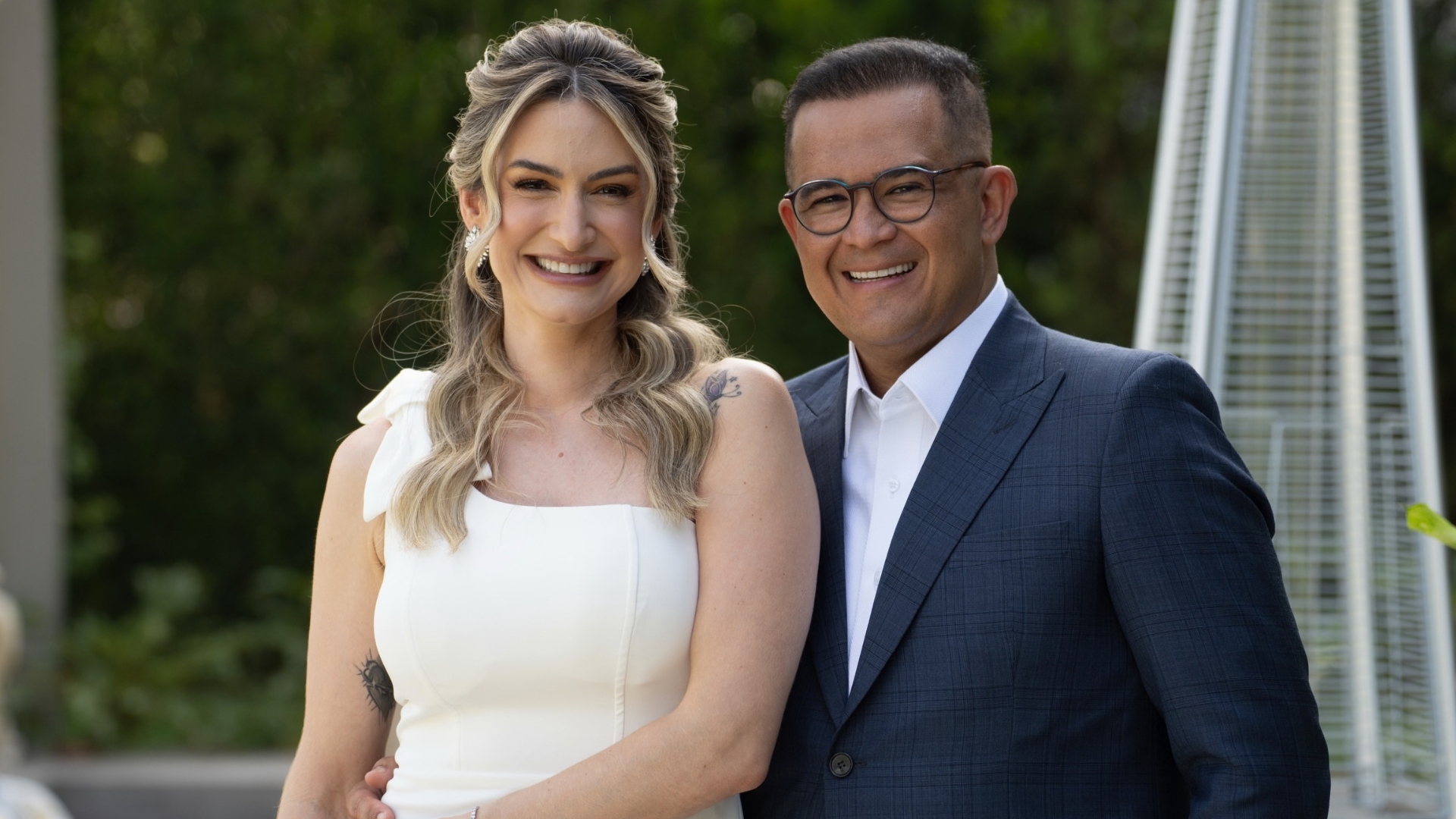 Mulher de empresário que viajava com Rick mantém esperança: ‘Aguenta firme, meu herói’