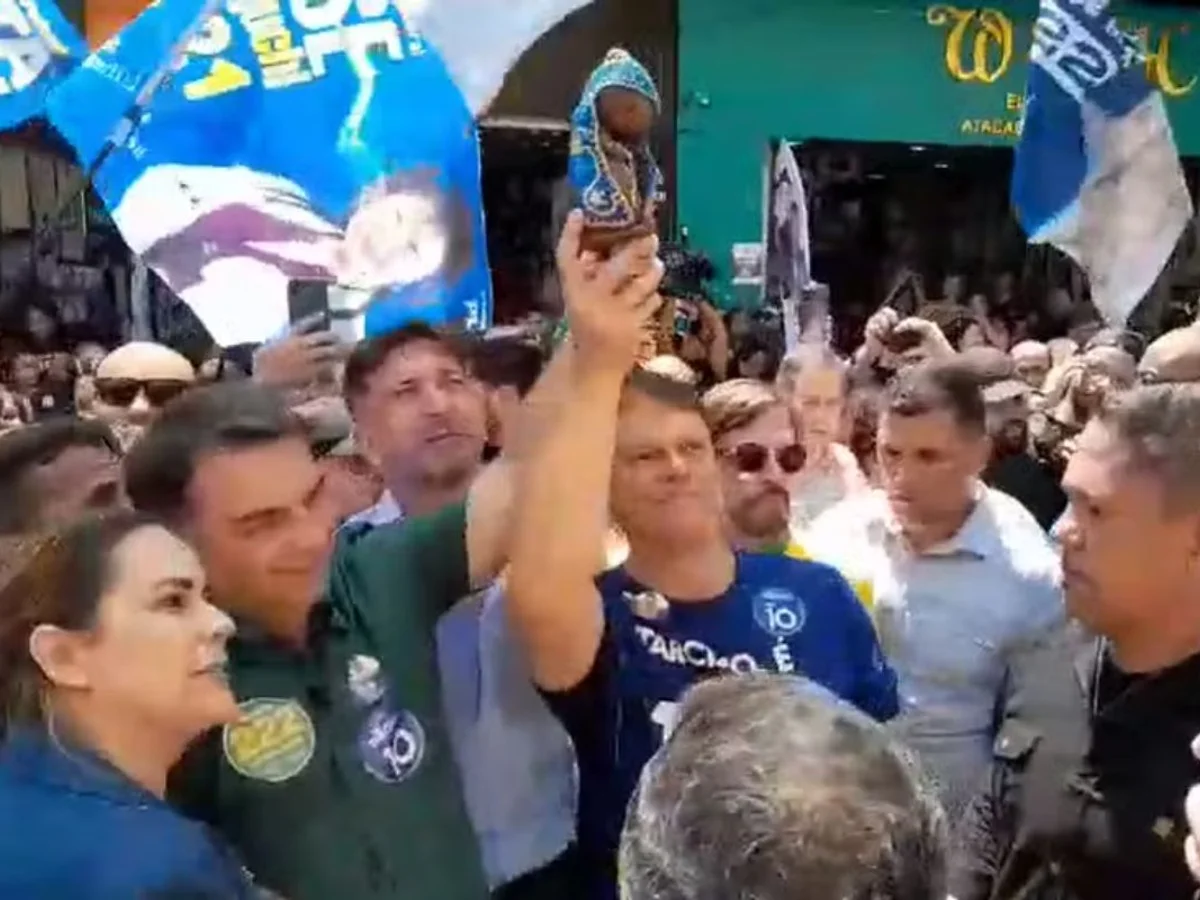 O sequestro do sagrado e a falência do debate