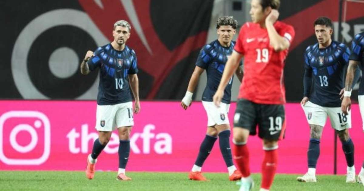 Arrascaeta dá show, e Uruguai goleia Coreia do Sul em amistoso