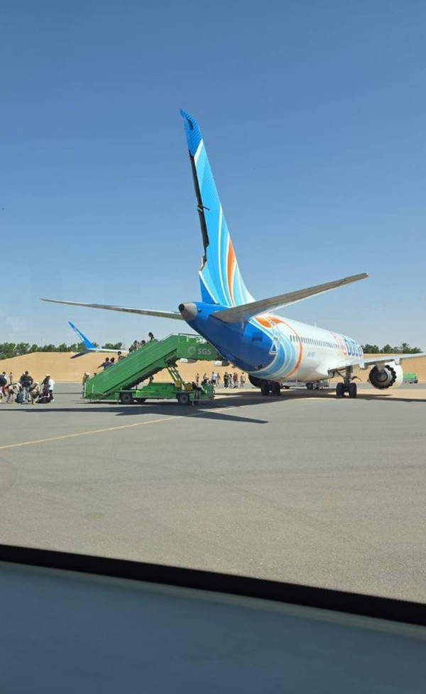 Piloto é esfaqueado pelo copiloto na cabine de avião comercial rumo a Israel, diz TV