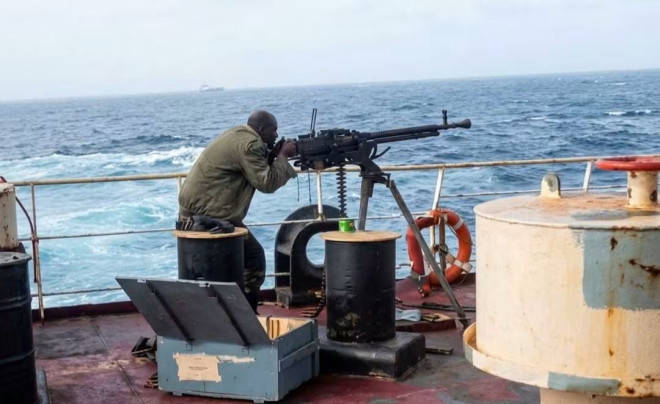 Somali pirates escape with suspected police help