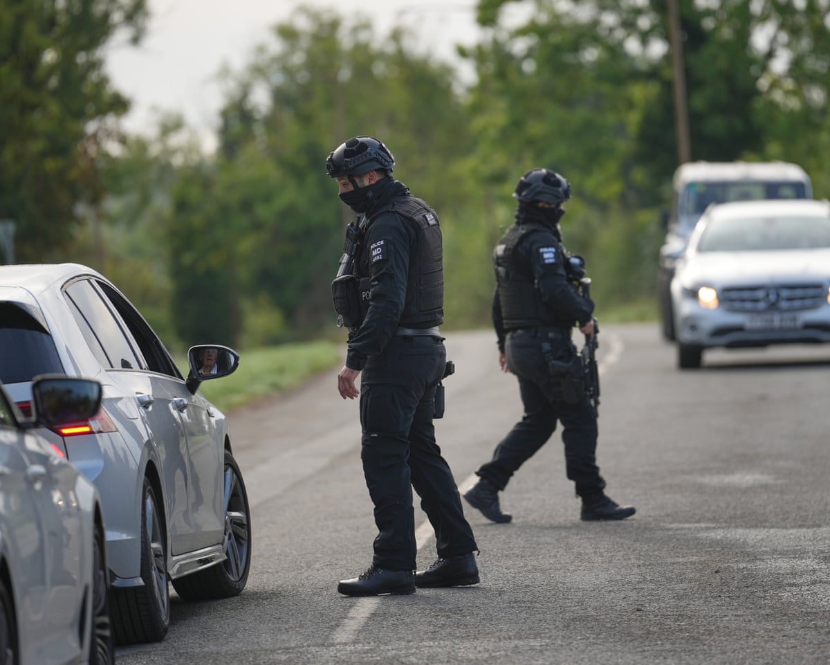 O agricultor que alertou a polícia sobre um suposto plano de bomba na RAF Fairford diz que não houve 'nenhuma sequência'
