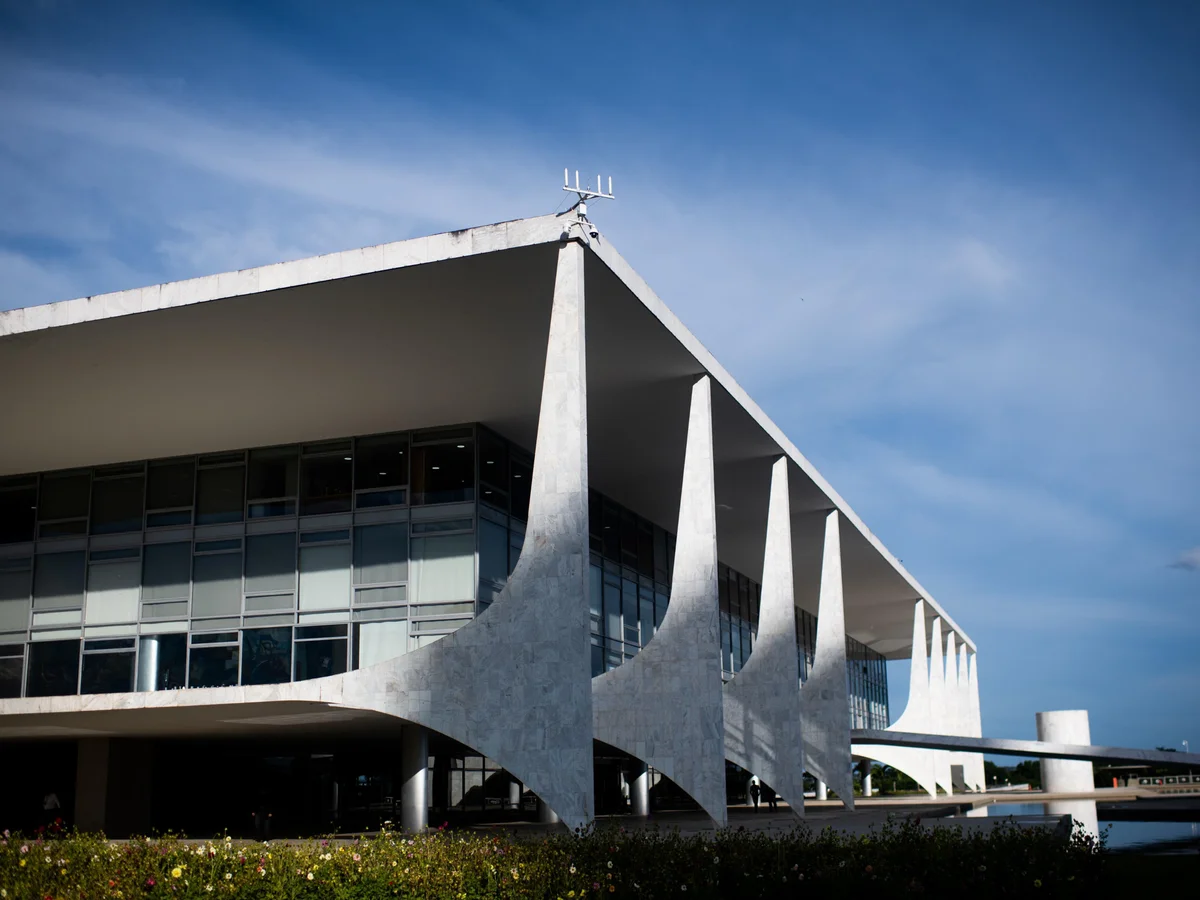 Governo Lula adia reunião com times de futebol para discutir MP das Bets